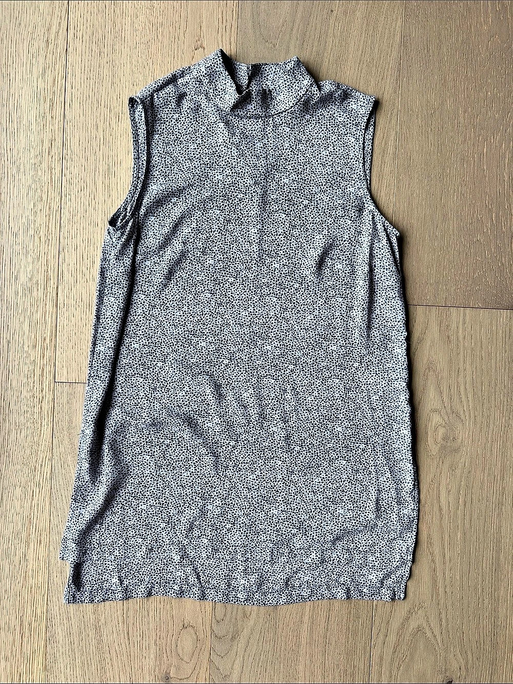 Prologue Animal Print Sleeveless Blouse Women’s Small Gray Office Business Wear